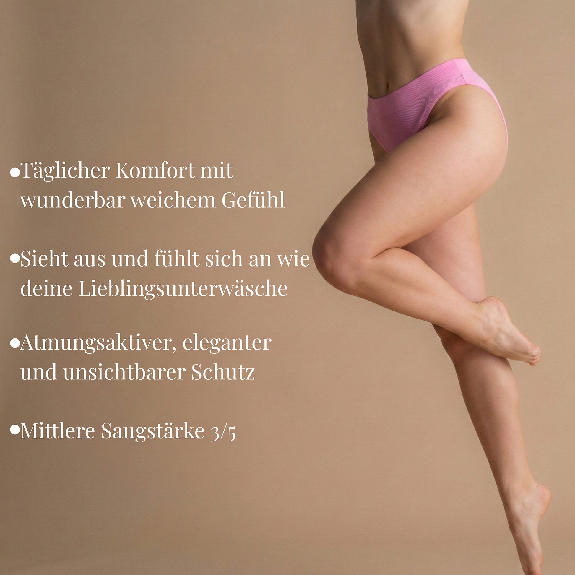 Model in rosa Leakproof Ribbed High Waist Brief, daneben deutsche Stichpunkte zu weichem Tragegefühl, Lieblingsunterwäsche-Look, atmungsaktivem unsichtbarem Schutz und mittlerer Saugstärke 3/5.